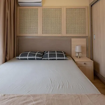 Appartement Golden Sands Luxury Beachside Self-Catering Apartment With Pool Access