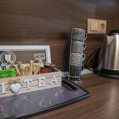 Golden Sands Luxury Beachside Self-Catering Apartment With Pool Access * Altın Kumlar